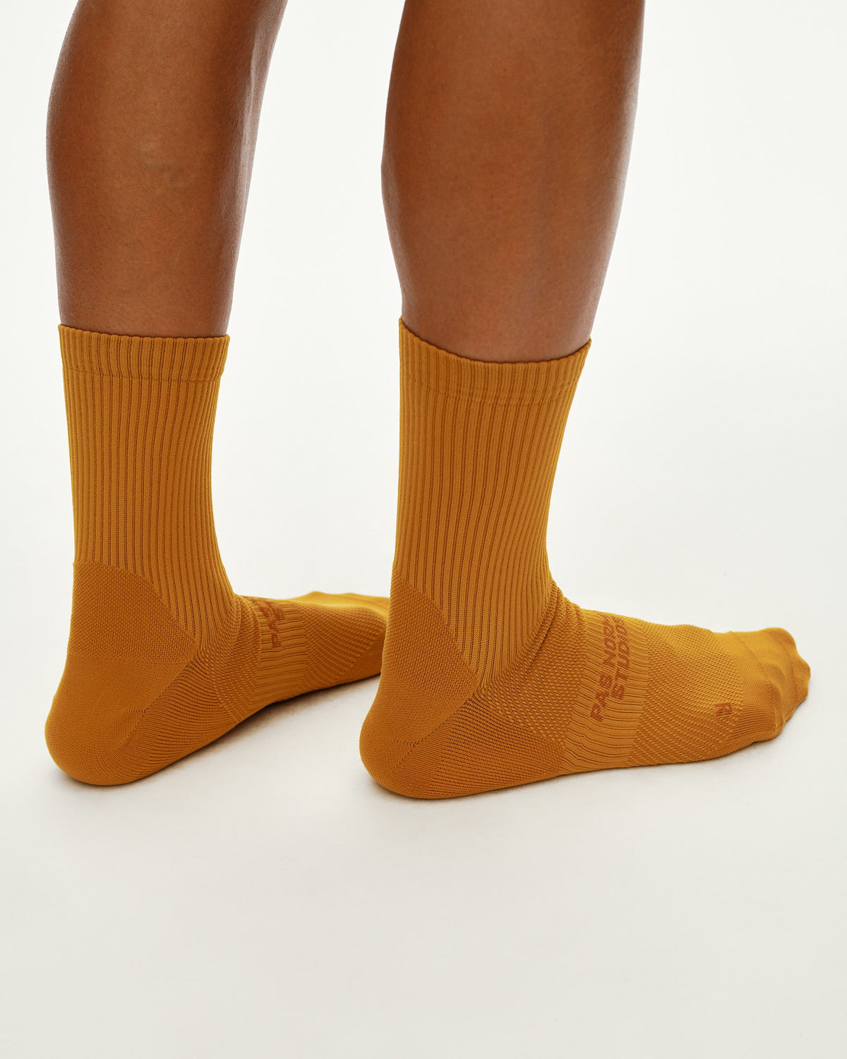 Pas Normal Studios Balance Quarter Socks