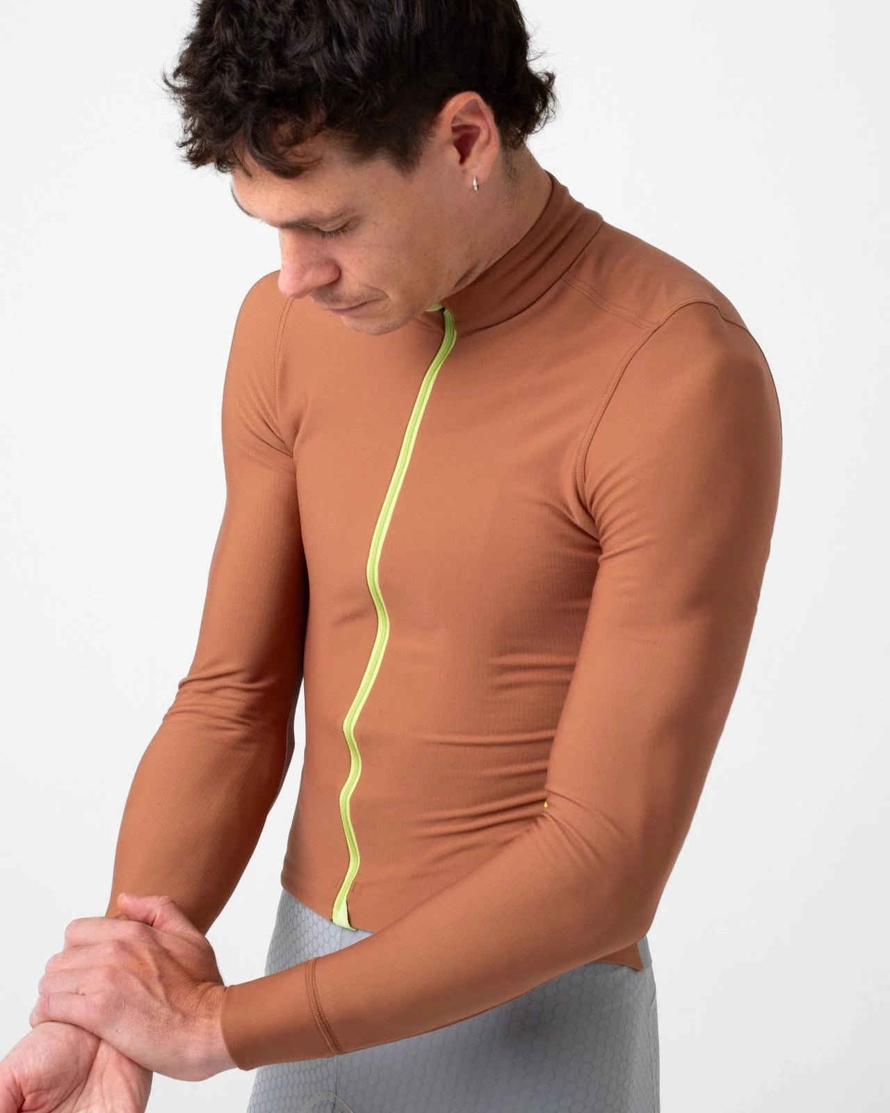 Isadore Echelon Thermal Long Sleeve Jersey / Argan Oil - KULT • Cycling Shop & Café