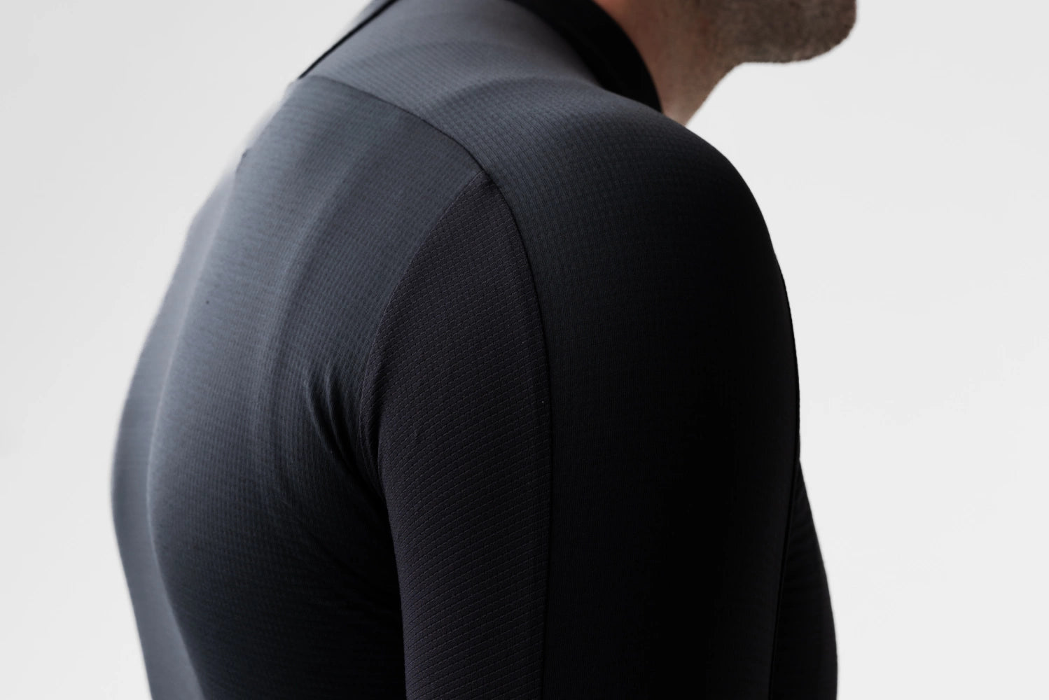 Isadore Signature Merino Tech Jersey / Anthracite - KULT • Cycling Shop & Café